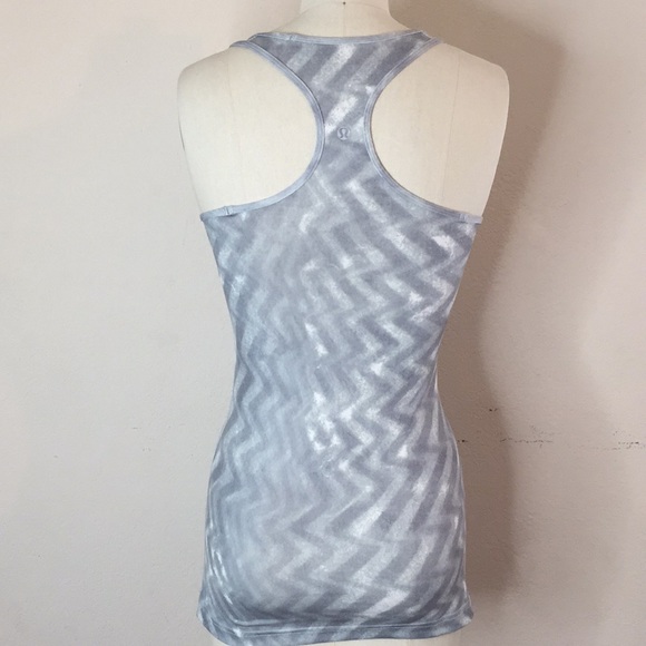 Lululemon Top - Picture 3 of 4